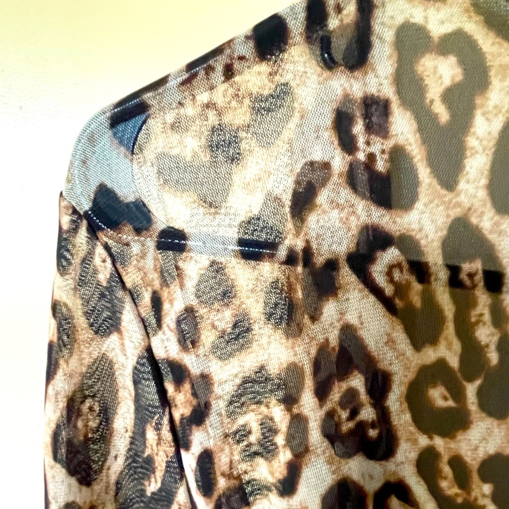 Leopard pattern Cardigan | Size: Small | Color: Brown | - Picture 4 of 6